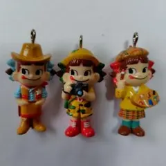 ペコちゃん　フィギュア　ストラップサイズ　カメラ・画家・カウボーイ　3体セット