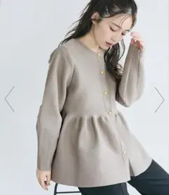 【新品タグ付き】coca ポリエステルフレアニットカーディガンSサイズ