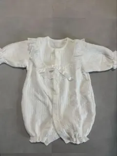 ホワイト ベビードレス フリル付き