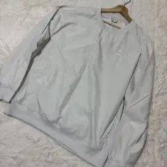 PUMA プーマ　薄手　シャカシャカ素材　アイボリー　カットソー