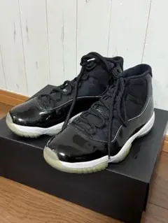 Air Jordan 11 RETRO SPACE JAM ブラック/ホワイト