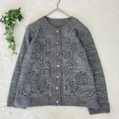 ニットカーディガン 刺繍レース編み模様 グレー 長袖 上品 エレガント ラメ