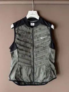 美品　NIKE(ナイキ) AEROLOFT FLASH VEST