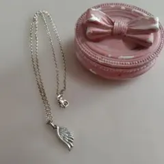 シルバー 羽根モチーフ ネックレス ボックス付き