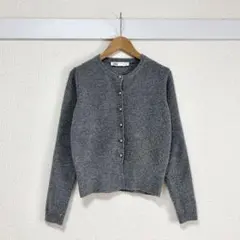 ZARA ニットカーディガン グレー M ショート丈 シルバーボタン 上品のサムネイル