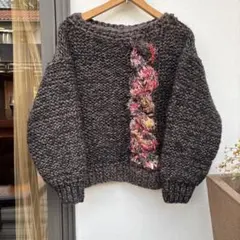 Item thumbnail for item 09f83699-e0e6-4464-bfb1-49ae8a64fadf