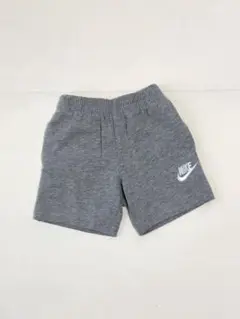 NIKE グレー ショートパンツ 2T