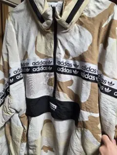 adidas 迷彩柄 パーカー M
