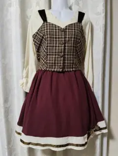 axes famme トップス　ベスト・POETIQUE サス付きスカート