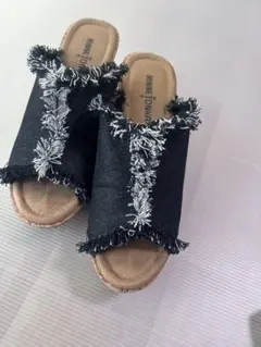 サンダル　MINNETONKA デニム フリンジ ウェッジソールのサムネイル