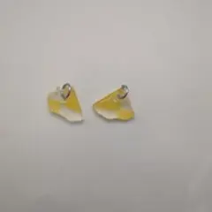 ハンドメイド　ペアチャーム　イエロー