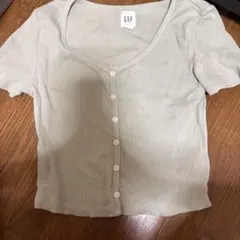 Gap tshirtのサムネイル