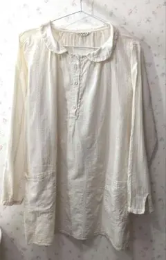サマンサモスモス　アイボリー 襟付き長袖シャツ
