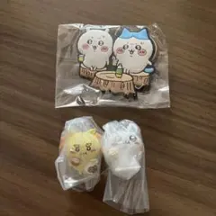 ちいかわ　たべものいっぱいマスコット モモンガ シーサー ハチワレ キーホルダー