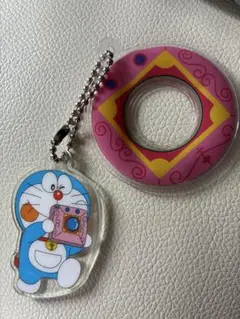 ドラえもん　アクリルキーホルダー