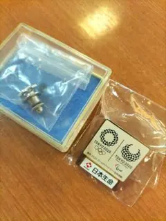 日本生命　ニッセイ　社章　新旧　昭和レトロ　ネジ式　バッジ　ネクタイピン 日本生命 ニッセイ 社章 新旧 昭和レトロ ネジ式 バッジ