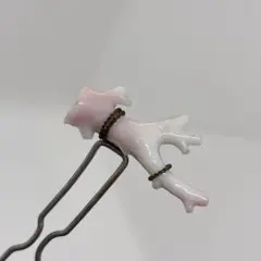 050611 アンティーク　金工　乳白色　硝子　珊瑚風　かんざし