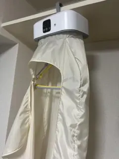 クリーム色 吊り下げ式衣類乾燥機のサムネイル