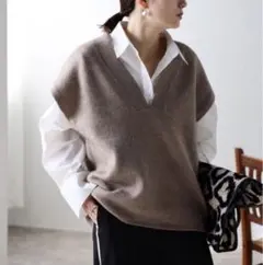 BONJOUR SAGAN ディープVネックニットベスト　モカ