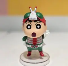 コラボレーションフィギュアコレクション　クレヨンしんちゃん×仮面ライダーV3