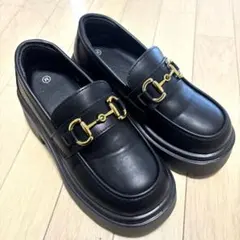 ヴィヴィアン　厚底トラックソールビット付きローファーのサムネイル