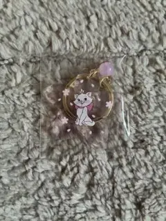 ゆ*き様 マリー 花びら型 アクリルキーホルダー