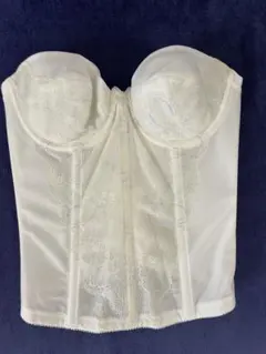 【あんず様専用】CEST MOI ブライダルインナー/C65ピュアビスチェ