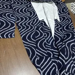 ネイビーとホワイトの波模様 浴衣