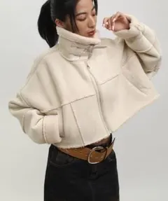 フーズフーギャラリー　リメイクライクコンパクトムートンジャケット　アイボリー