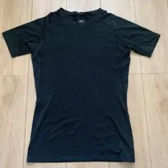 TIGORA ブラック アンダーシャツ Mサイズのサムネイル