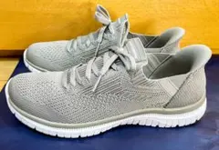 最終値下新品スケッチャーズスウィフトフィット23.5グレースニーカーハンズフリー