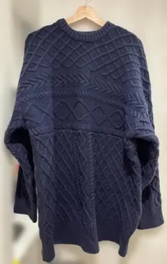 ランダムケーブルオーバーニット