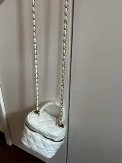 Item thumbnail for item 5ea0de31-dc54-4c15-8a8a-741cb00ac649