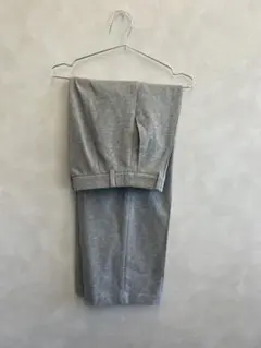 UNIQLO グレー スラックス Mサイズ