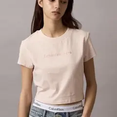 Calvin Klein ベイビーTシャツ チビT ロゴTシャツ 短丈 ピンクSのサムネイル
