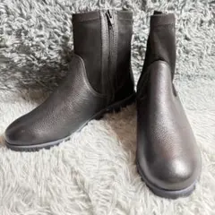 ✨新品未使用級✨Giano Valentinoショートブーツ　サイドジップ