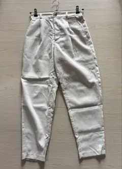 ジーユー　コーデュロイ パンツ　ホワイト