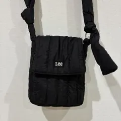 Lee キルトショルダーバッグ　ブラック