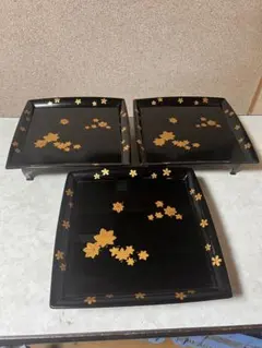 162 輪島塗 もみじ金蒔絵の会席膳3客