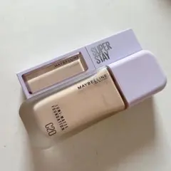 メイベリン スペシャルステイルミマットファンデ、コンシーラーセット