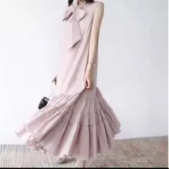 削除3/25まで新品　ロングワンピース ノースリーブ フリル裾 Aライン フレア