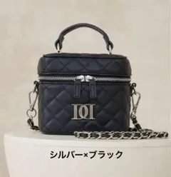 ダーリッチ　キルティングスクエアミニバッグ