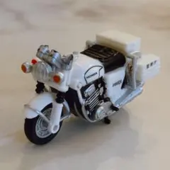 ダイヤペット ホンダ CB 750 FOUR 警視庁 白バイ 当時物 ミニカー ダイヤペット ホンダ CB 750 FOUR 警視庁 白バイ 当時物 ミニカー