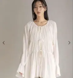 ローリーズファーム　ヨウリュウシャーリングブラウスＬＳ