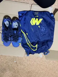 Nike サッカーシューズ 青/黄 収納袋付き