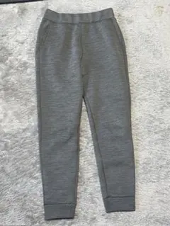 デ*ロ様 ユニクロ ウルトラストレッチドライスウェットパンツ S