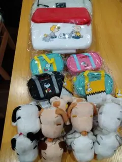 スヌーピー　１４点セット　ふわふわショルダーバッグ　ハウス型バッグ　マスコット