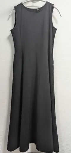 ウルトラストレッチエアリズムワンピース（ブラック・ベージュ）S