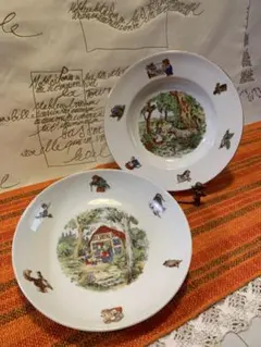 ドイツ製　アンティーク雑貨　ババリア窯の可愛い赤頭巾ちゃん物語の絵皿2枚セット！