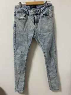 Bershka Denim Man スキニーデニム ケミカルウォッシュのサムネイル